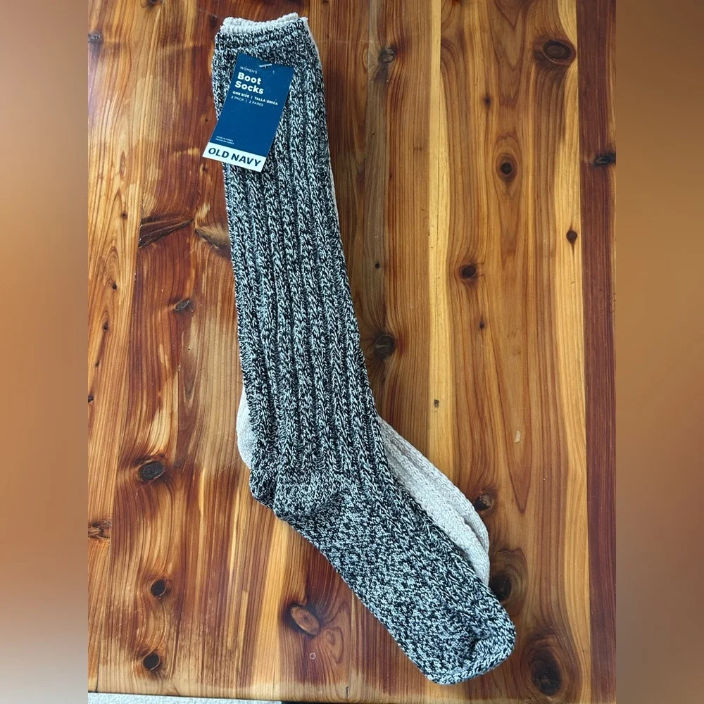 Old Navy Black and Cream Socks - Picture 2 of 4